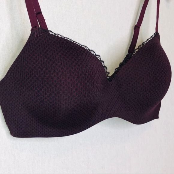 Maidenform Semi Embellished wireless bra - Picture 2 of 12